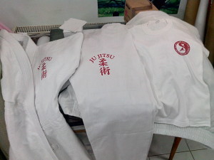 kimono karate inscriptionat